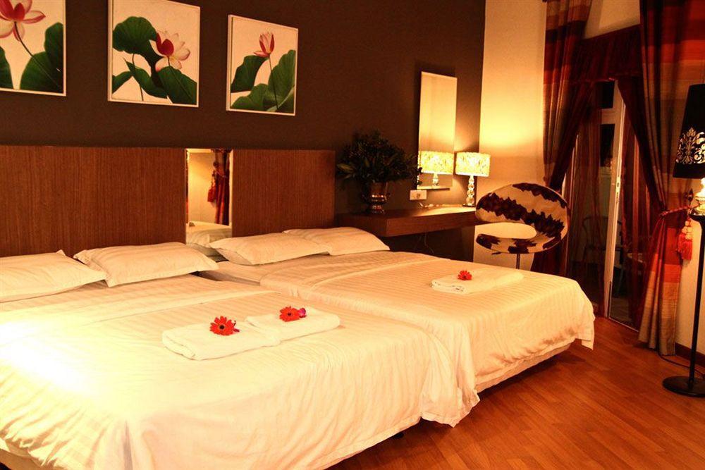 Arenaa Deluxe Hotel Malacca Esterno foto