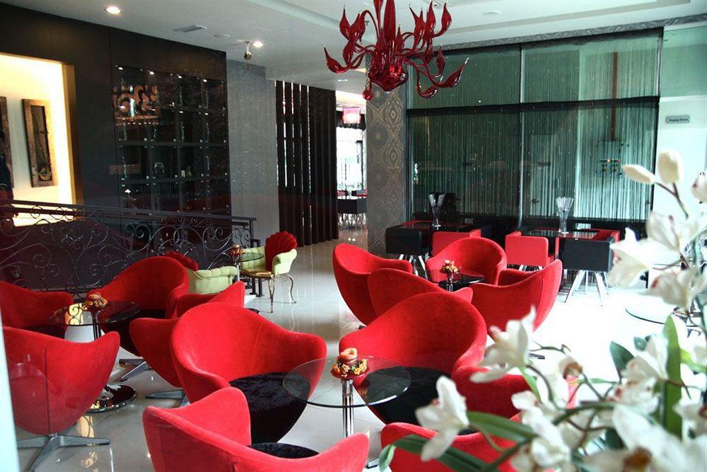 Arenaa Deluxe Hotel Malacca Esterno foto