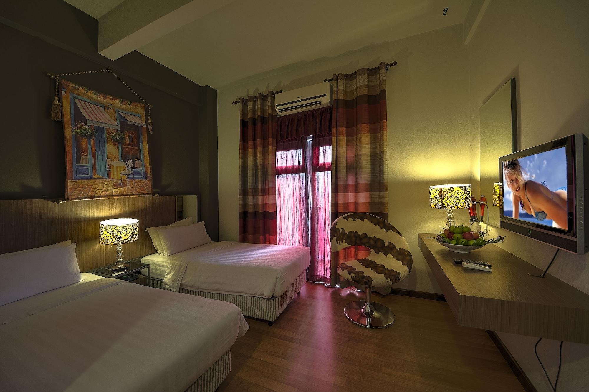 Arenaa Deluxe Hotel Malacca Esterno foto
