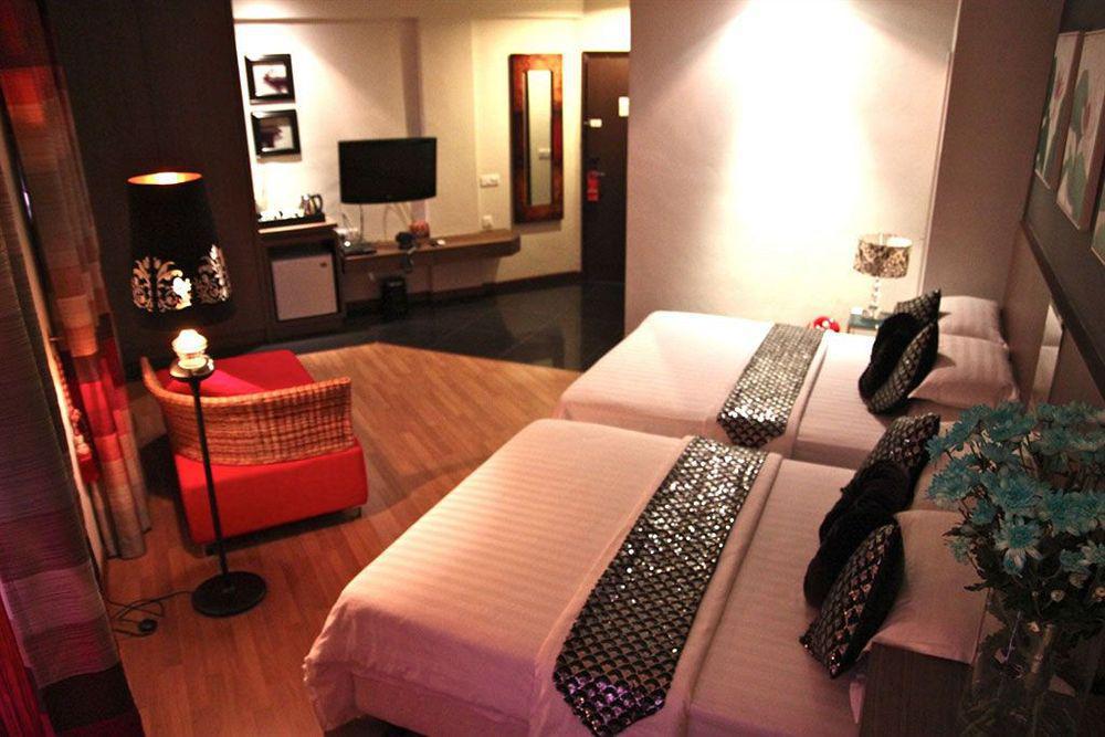 Arenaa Deluxe Hotel Malacca Esterno foto